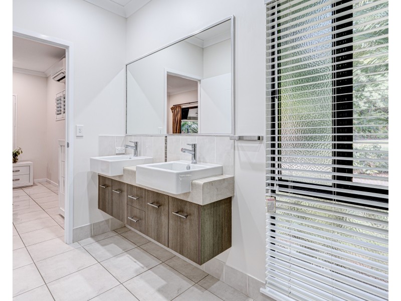 14 Sanctuary Cres, Wongaling Beach QLD 4852