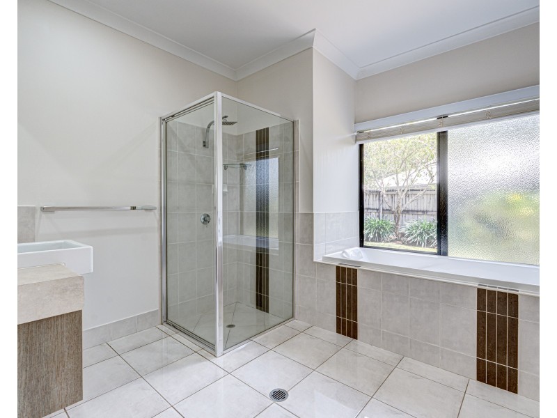 14 Sanctuary Cres, Wongaling Beach QLD 4852