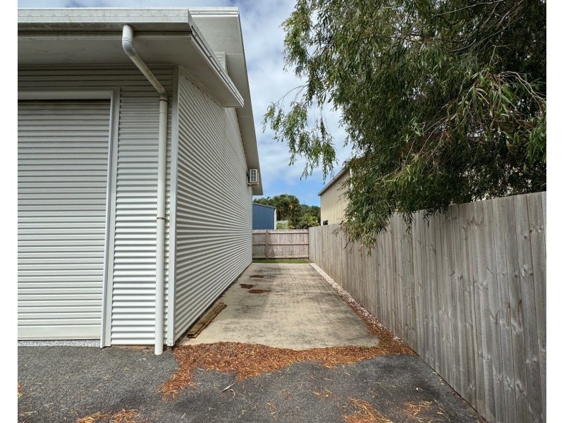 2 Heliconia Ct, South Mission Beach QLD 4852
