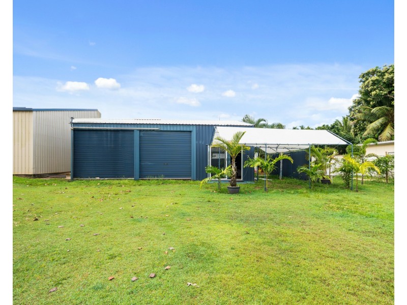 7 Barakaoan Rd, Cowley Beach QLD 4871