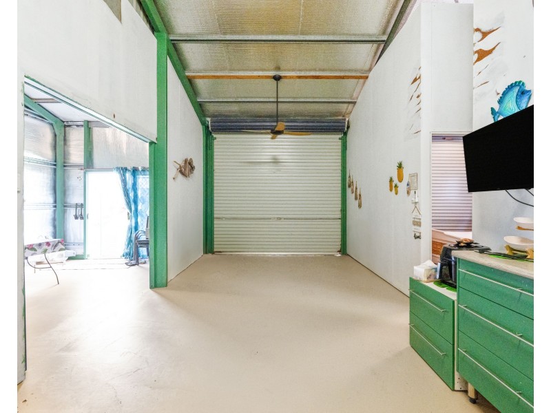 7 Barakaoan Rd, Cowley Beach QLD 4871