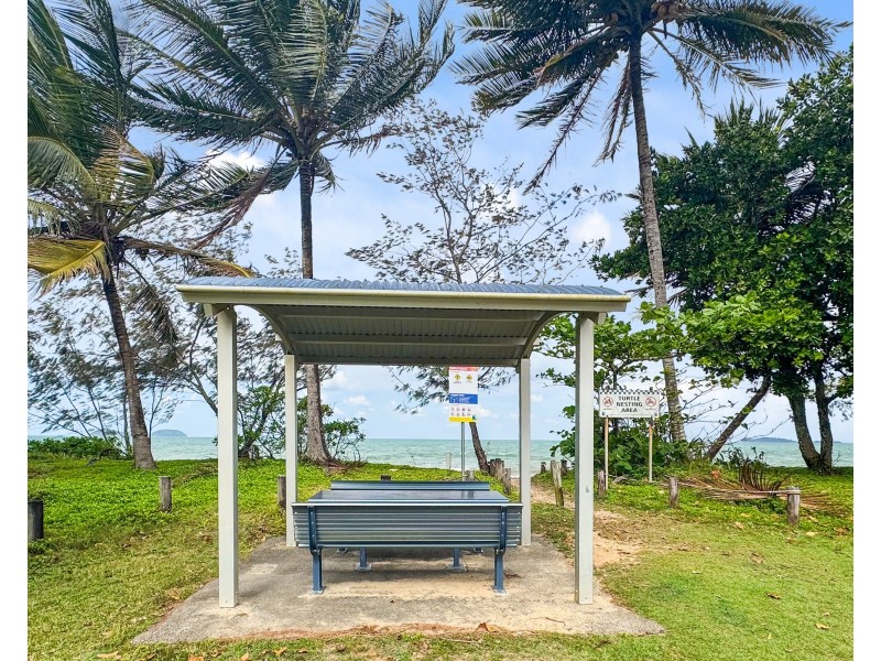 7 Barakaoan Rd, Cowley Beach QLD 4871