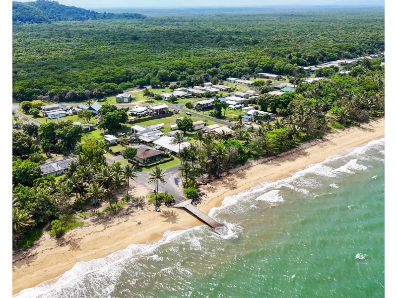 7 Barakaoan Rd, Cowley Beach QLD 4871