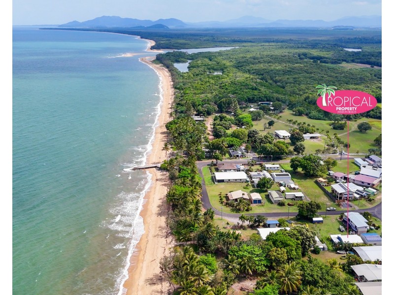 7 Barakaoan Rd, Cowley Beach QLD 4871