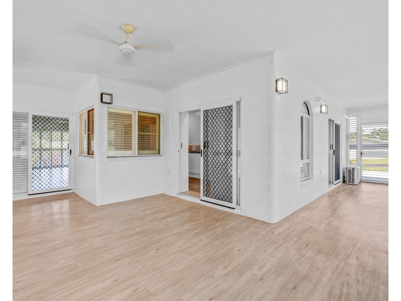 1 Derby Tce, Mission Beach QLD 4852