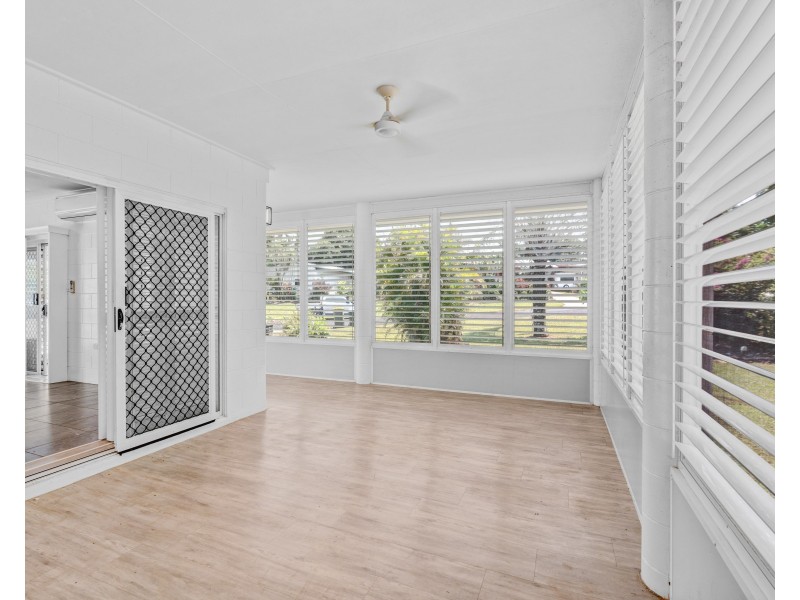 1 Derby Tce, Mission Beach QLD 4852
