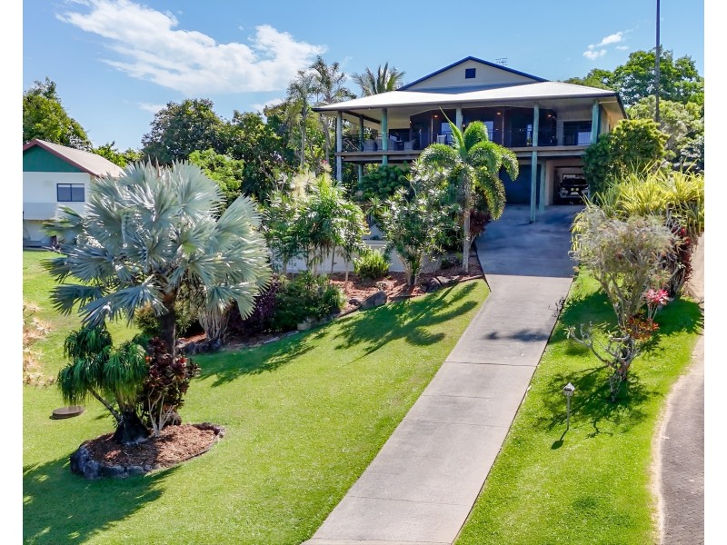 24 Dunkalli Cres, Wongaling Beach QLD 4852