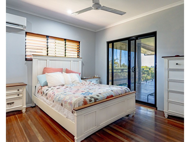 24 Dunkalli Cres, Wongaling Beach QLD 4852