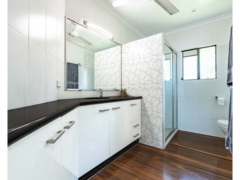 24 Dunkalli Cres, Wongaling Beach QLD 4852