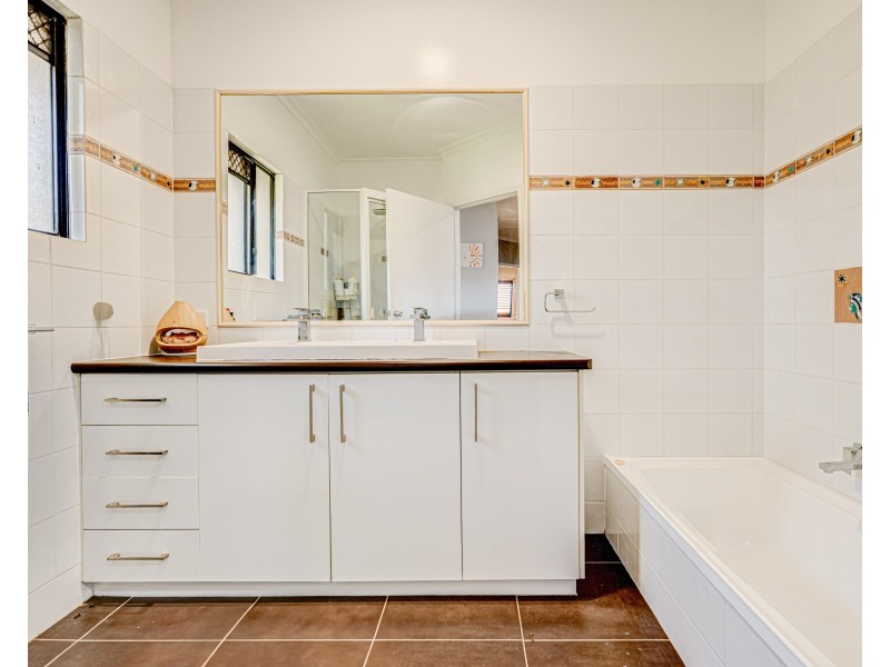 24 Dunkalli Cres, Wongaling Beach QLD 4852