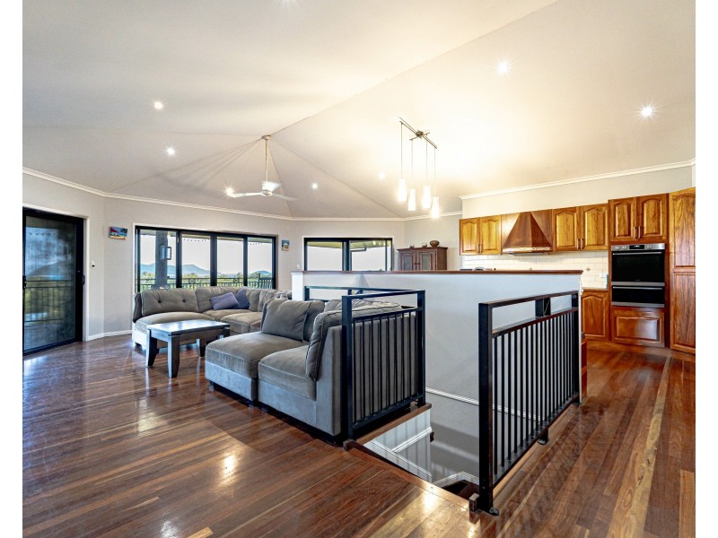24 Dunkalli Cres, Wongaling Beach QLD 4852