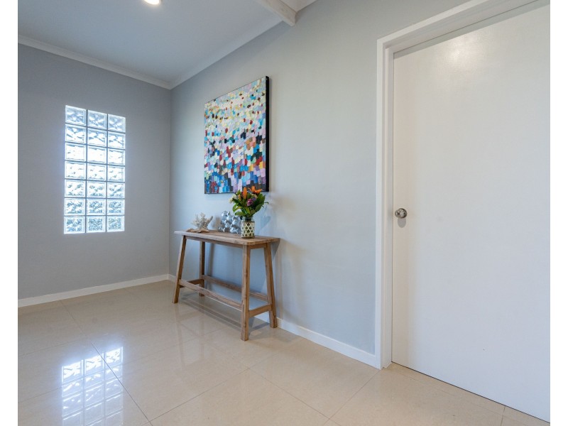 24 Dunkalli Cres, Wongaling Beach QLD 4852