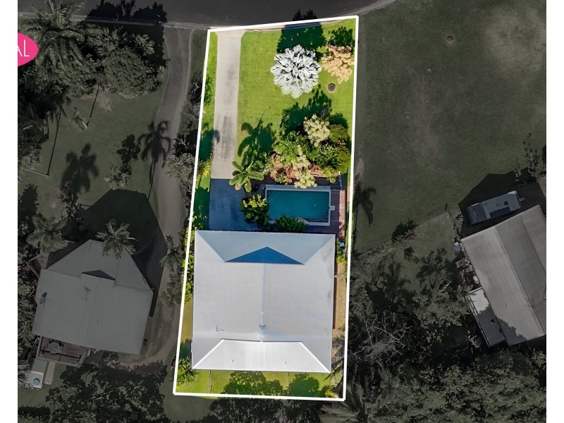 24 Dunkalli Cres, Wongaling Beach QLD 4852