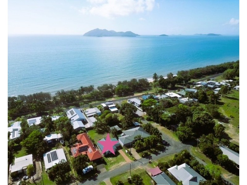 4 Mcnamara St, Wongaling Beach QLD 4852