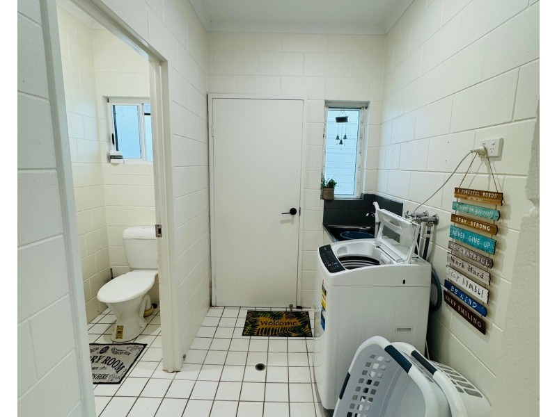 4 Mcnamara St, Wongaling Beach QLD 4852