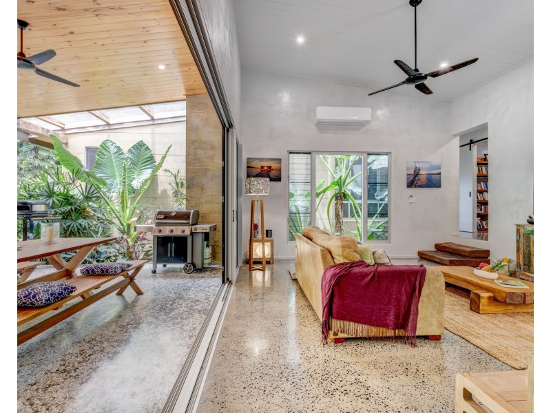 19 Mission Circle, Wongaling Beach QLD 4852