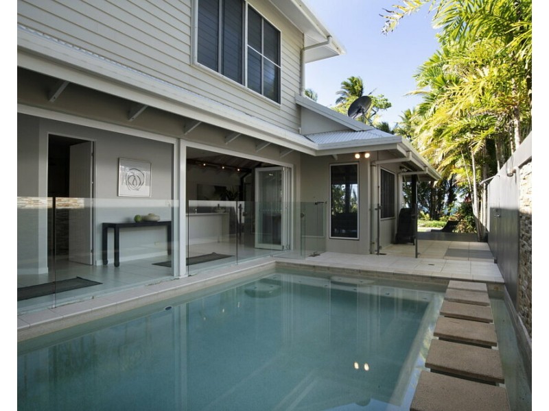 2/24 Donkin Lane, Mission Beach QLD 4852