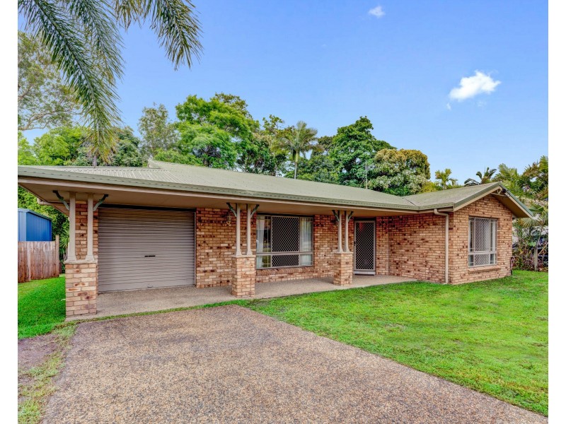 5 Holland Street, Wongaling Beach QLD 4852