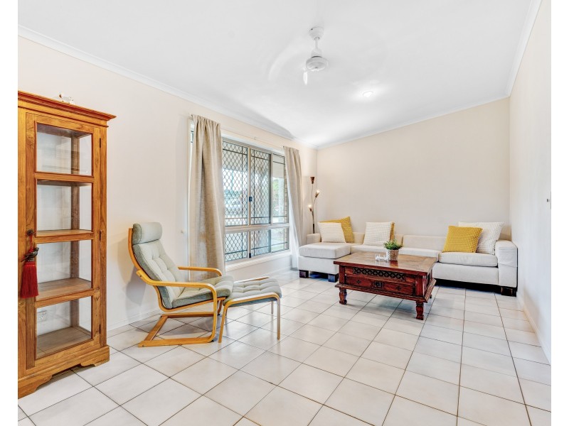 5 Holland Street, Wongaling Beach QLD 4852