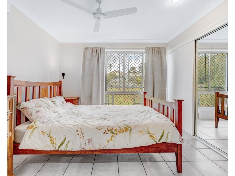 5 Holland Street, Wongaling Beach QLD 4852