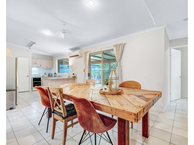 5 Holland Street, Wongaling Beach QLD 4852