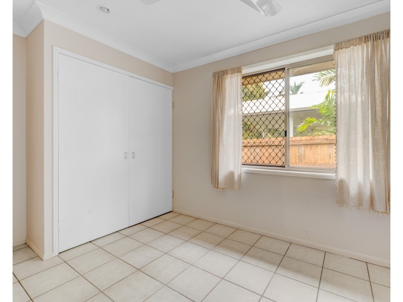 5 Holland Street, Wongaling Beach QLD 4852