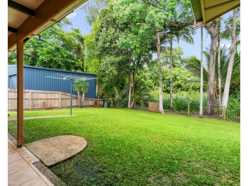 5 Holland Street, Wongaling Beach QLD 4852