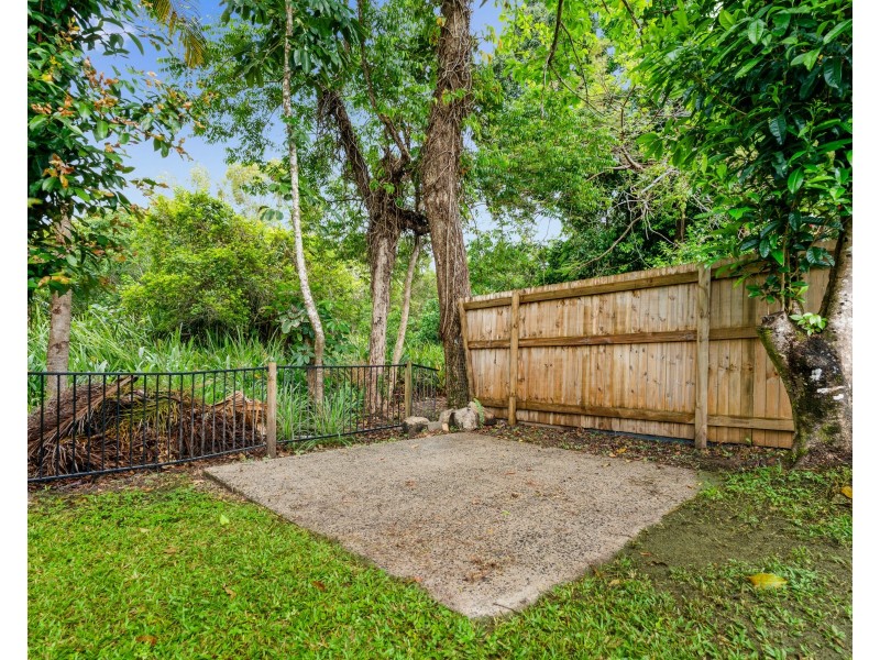 5 Holland Street, Wongaling Beach QLD 4852