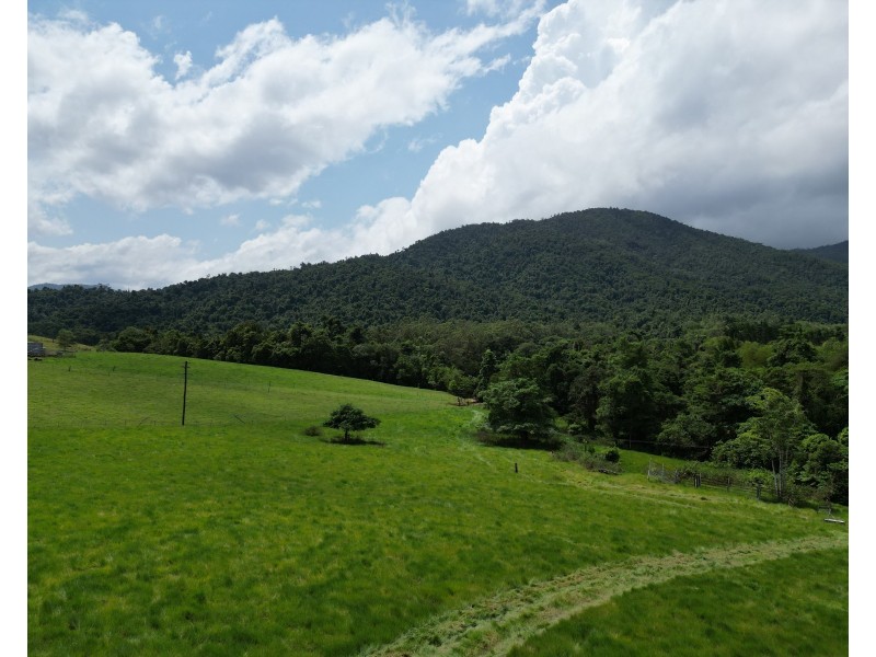 601 Bulgun Rd, Feluga QLD 4854