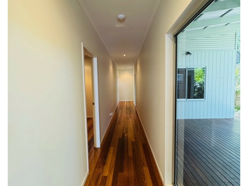 53 Midshipman St, South Mission Beach QLD 4852