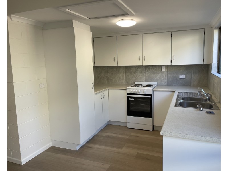Unit 2/45 Porter Prom, Mission Beach QLD 4852