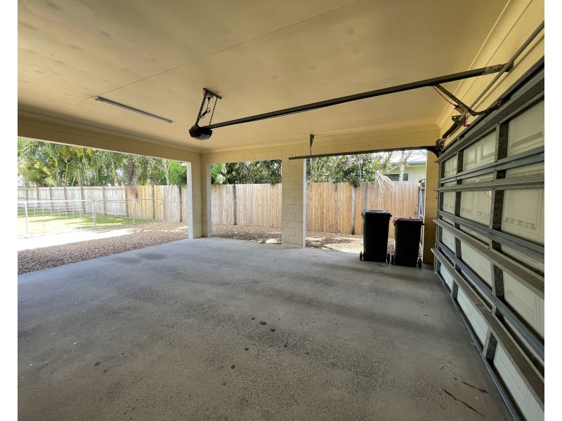 35 Midshipman St, South Mission Beach QLD 4852