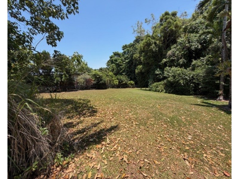 16 Royal Palm Dr, Mission Beach QLD 4852