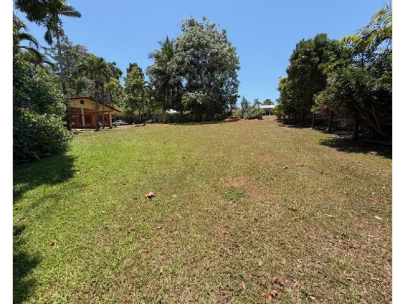 16 Royal Palm Dr, Mission Beach QLD 4852