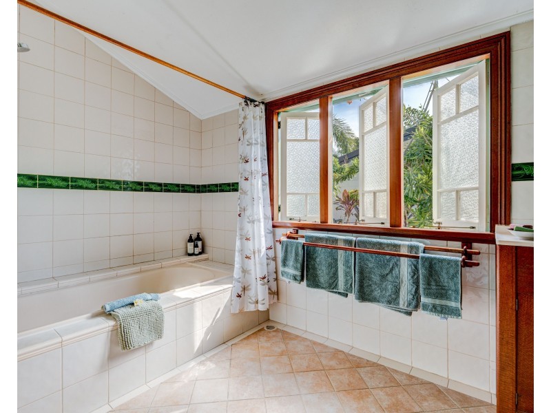 6 Timana Tce, Wongaling Beach QLD 4852
