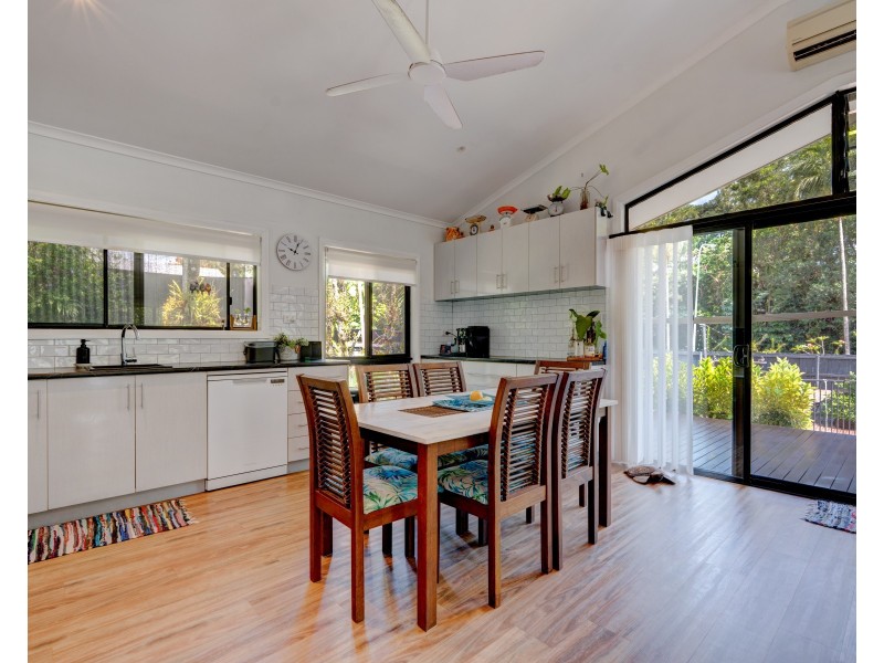 14 Pacific View Drive, Wongaling Beach QLD 4852