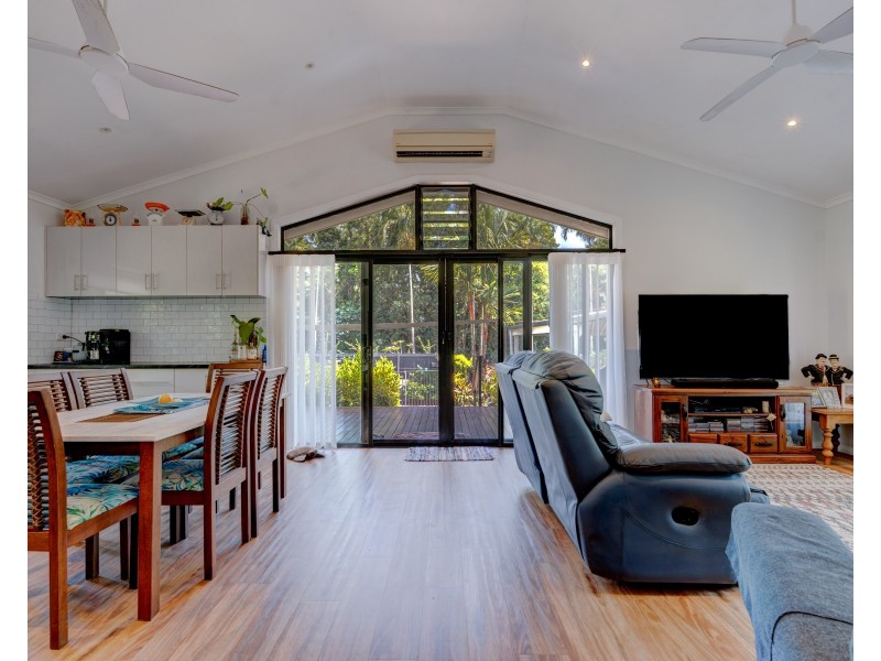 14 Pacific View Drive, Wongaling Beach QLD 4852