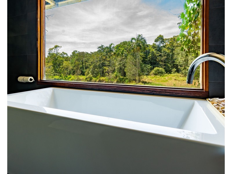 1/21 Mountian View Close, Maria Creeks QLD 4855