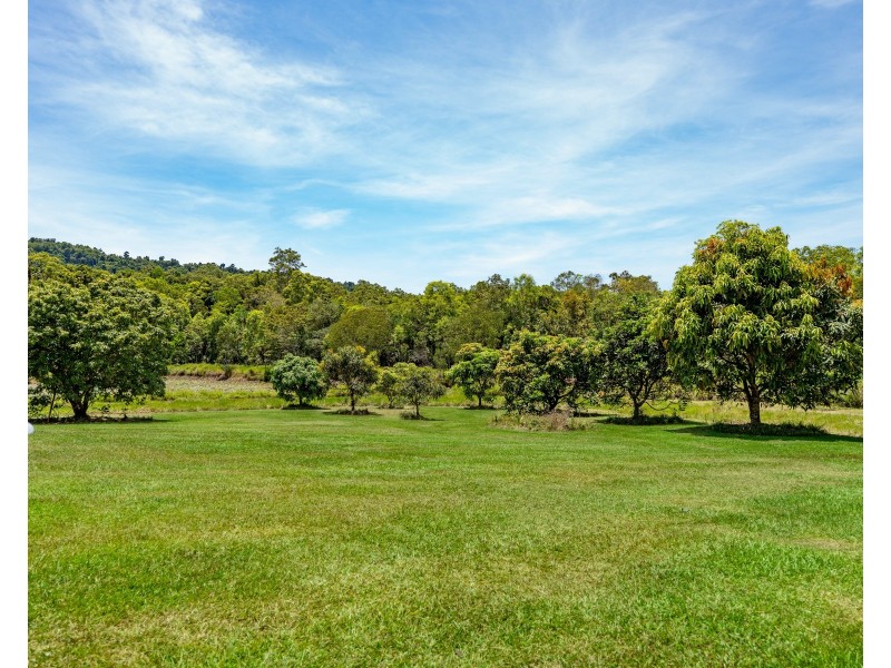 1/21 Mountian View Close, Maria Creeks QLD 4855