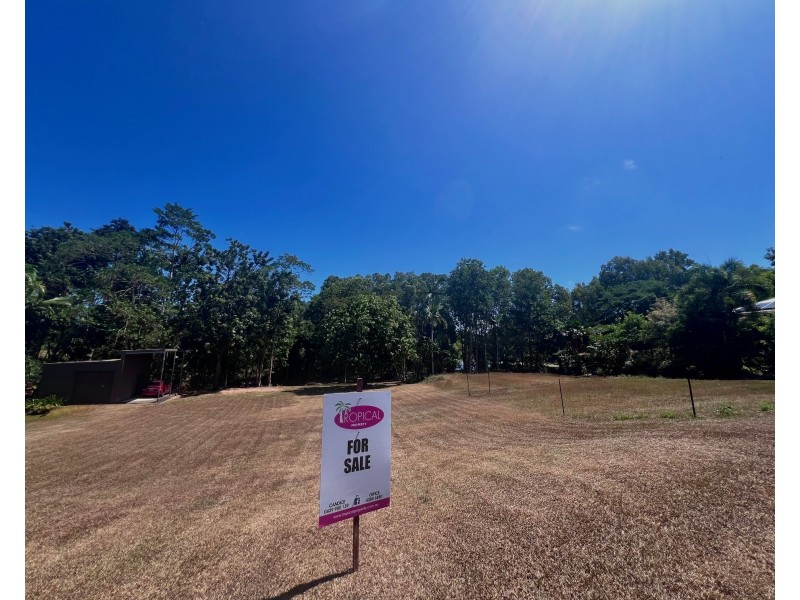 16 Dunkalli Cres, Wongaling Beach QLD 4852