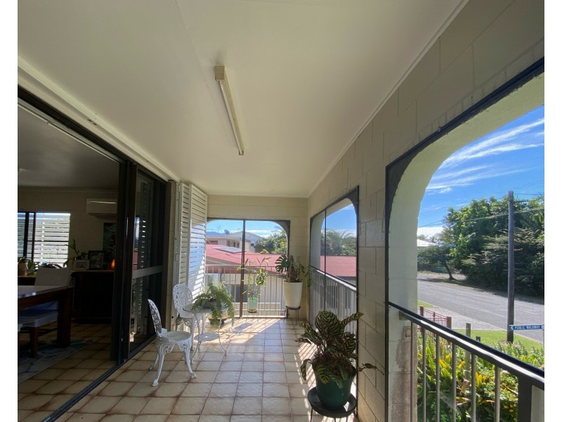 Unit 3/95 Reid Rd, Wongaling Beach QLD 4852