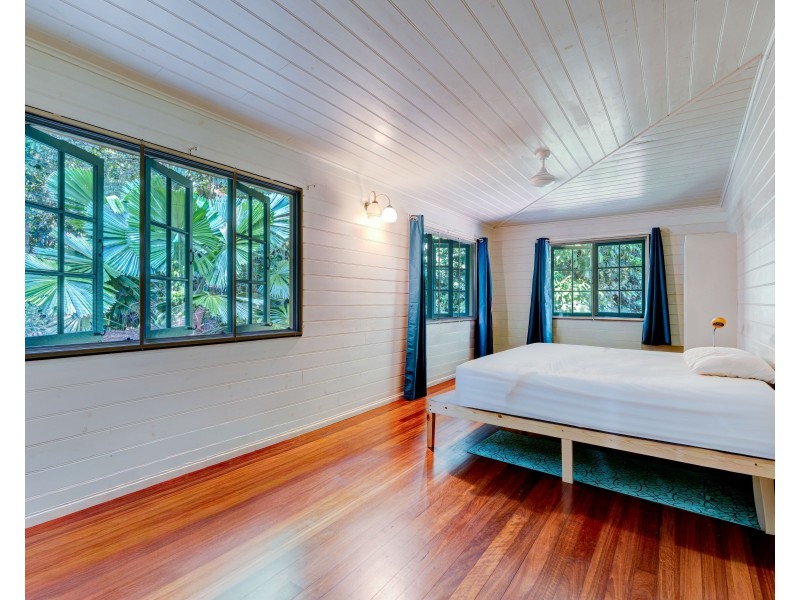 11 Mission Cir, Wongaling Beach QLD 4852