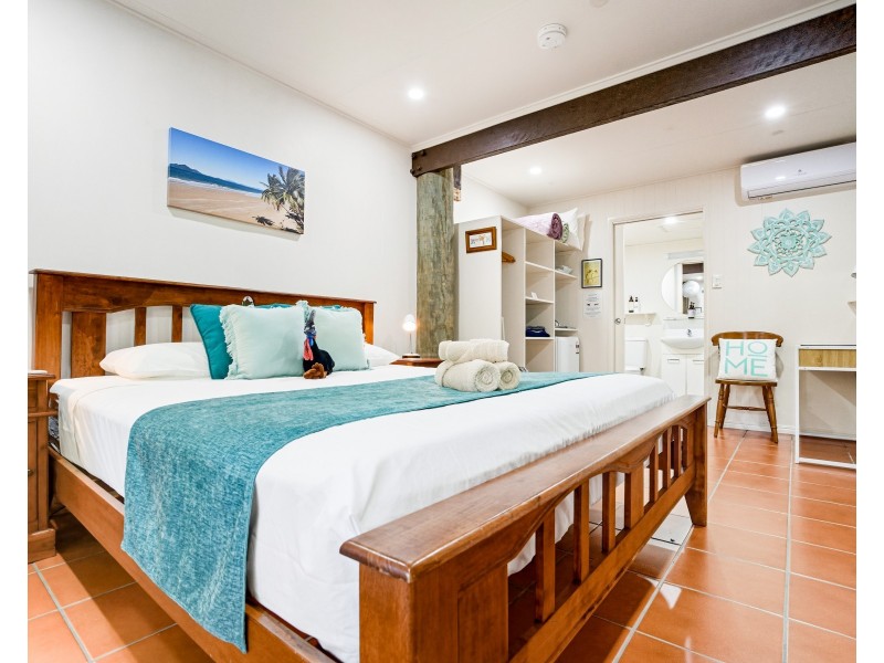 11 Mission Cir, Wongaling Beach QLD 4852