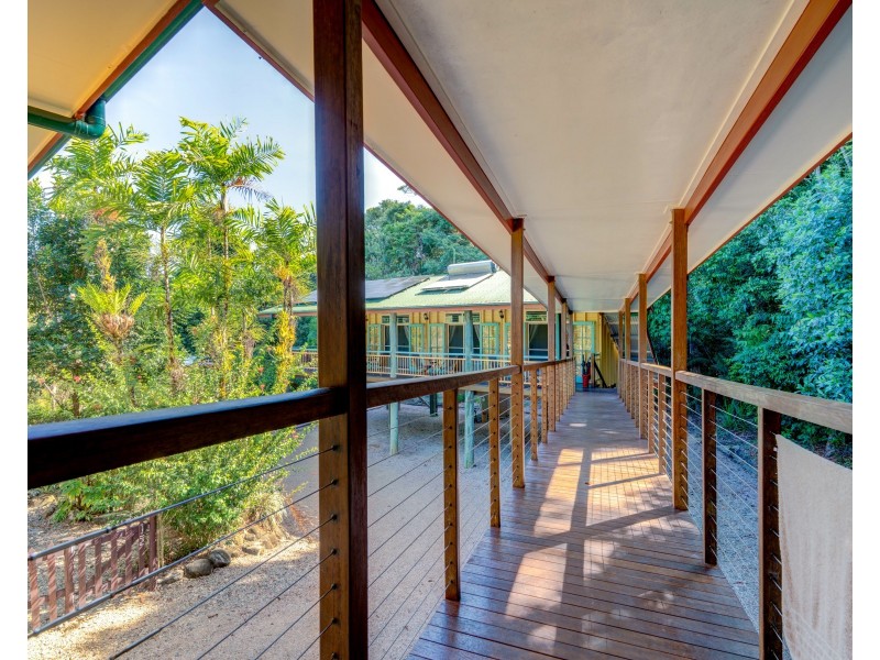 11 Mission Cir, Wongaling Beach QLD 4852