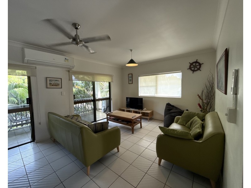 Unit 4/135 Reid Rd, Wongaling Beach QLD 4852