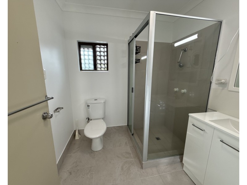 Unit 4/135 Reid Rd, Wongaling Beach QLD 4852