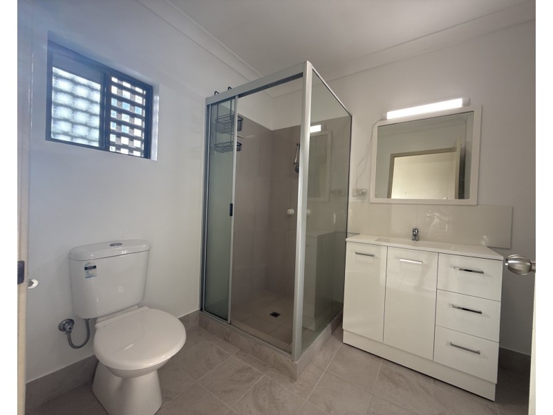 Unit 4/135 Reid Rd, Wongaling Beach QLD 4852
