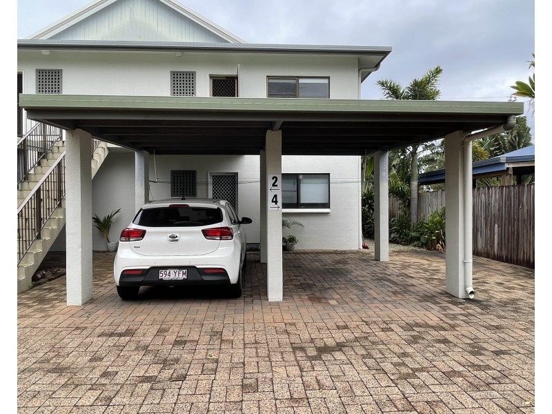 Unit 4/135 Reid Rd, Wongaling Beach QLD 4852