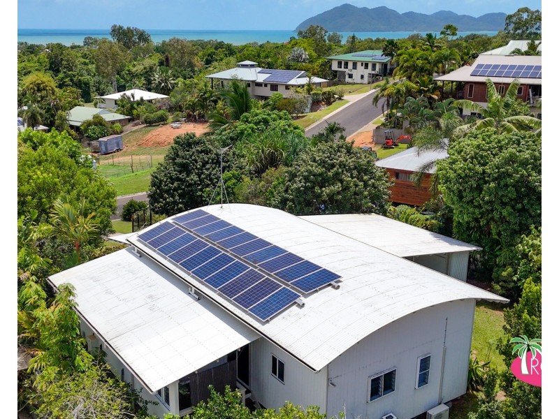52 Dunkalli Cres, Wongaling Beach QLD 4852