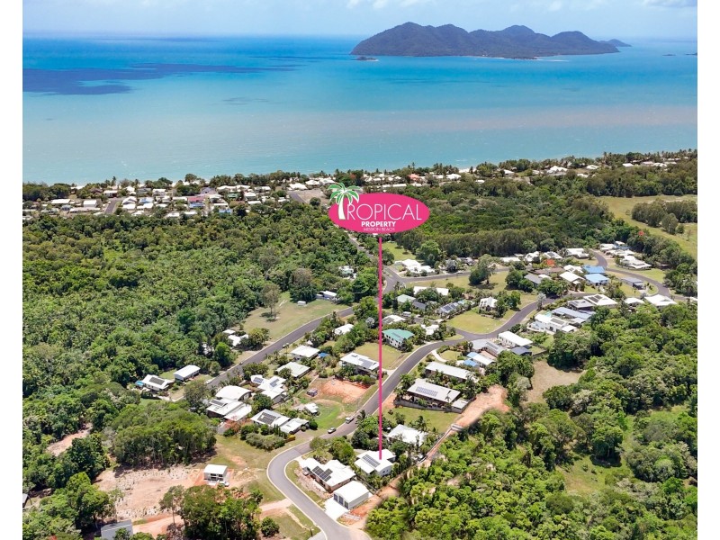52 Dunkalli Cres, Wongaling Beach QLD 4852